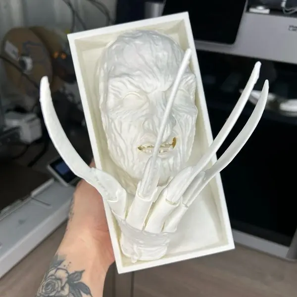 Sujetalibros de personaje de terror impreso en 3D